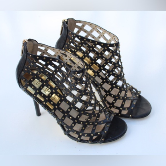 Michael Kors cutout booties - Picture 2 of 11